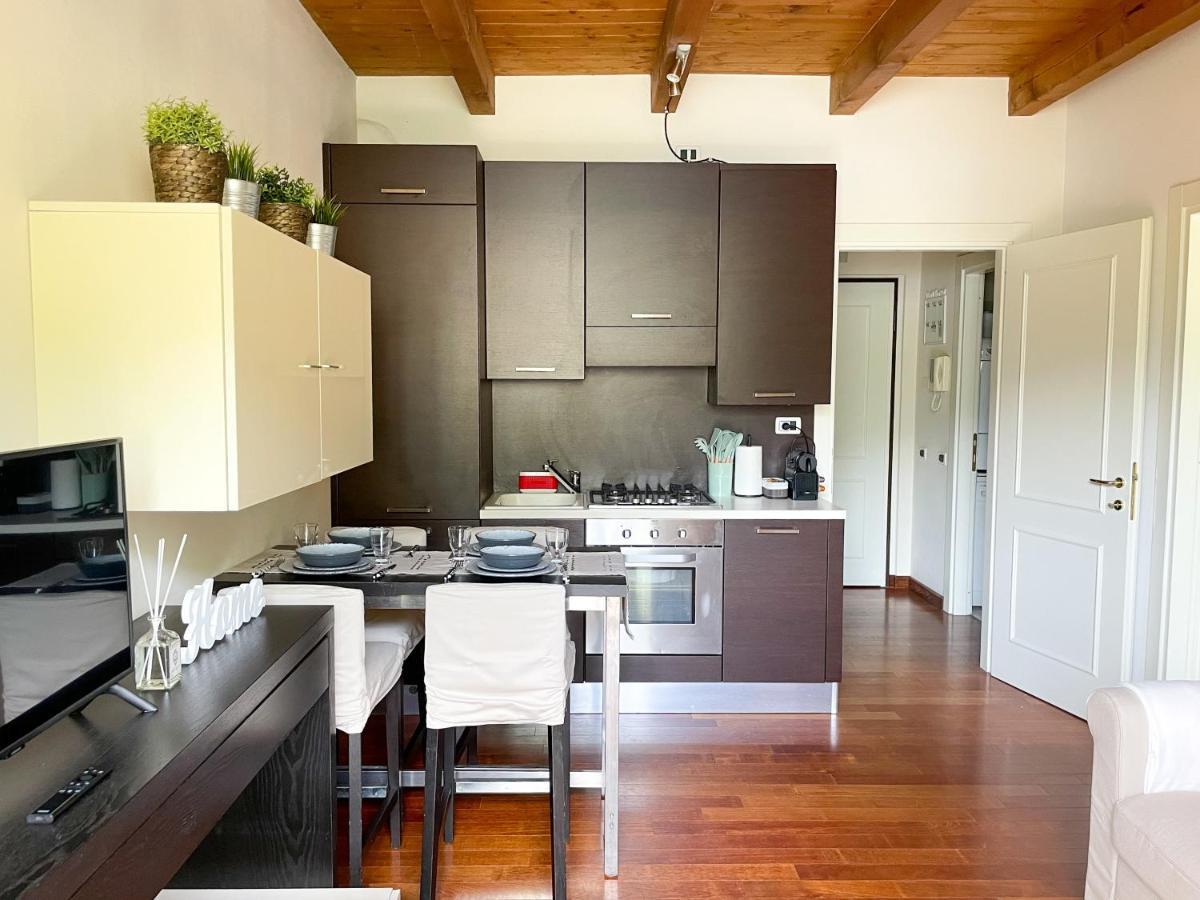Regina Di Laglio - Free Parking, Garden, Lake View 外观 照片